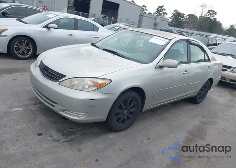 2003 Toyota Camry Le z USA, uszkodzony, nr VIN 4T1BE32K43U235052